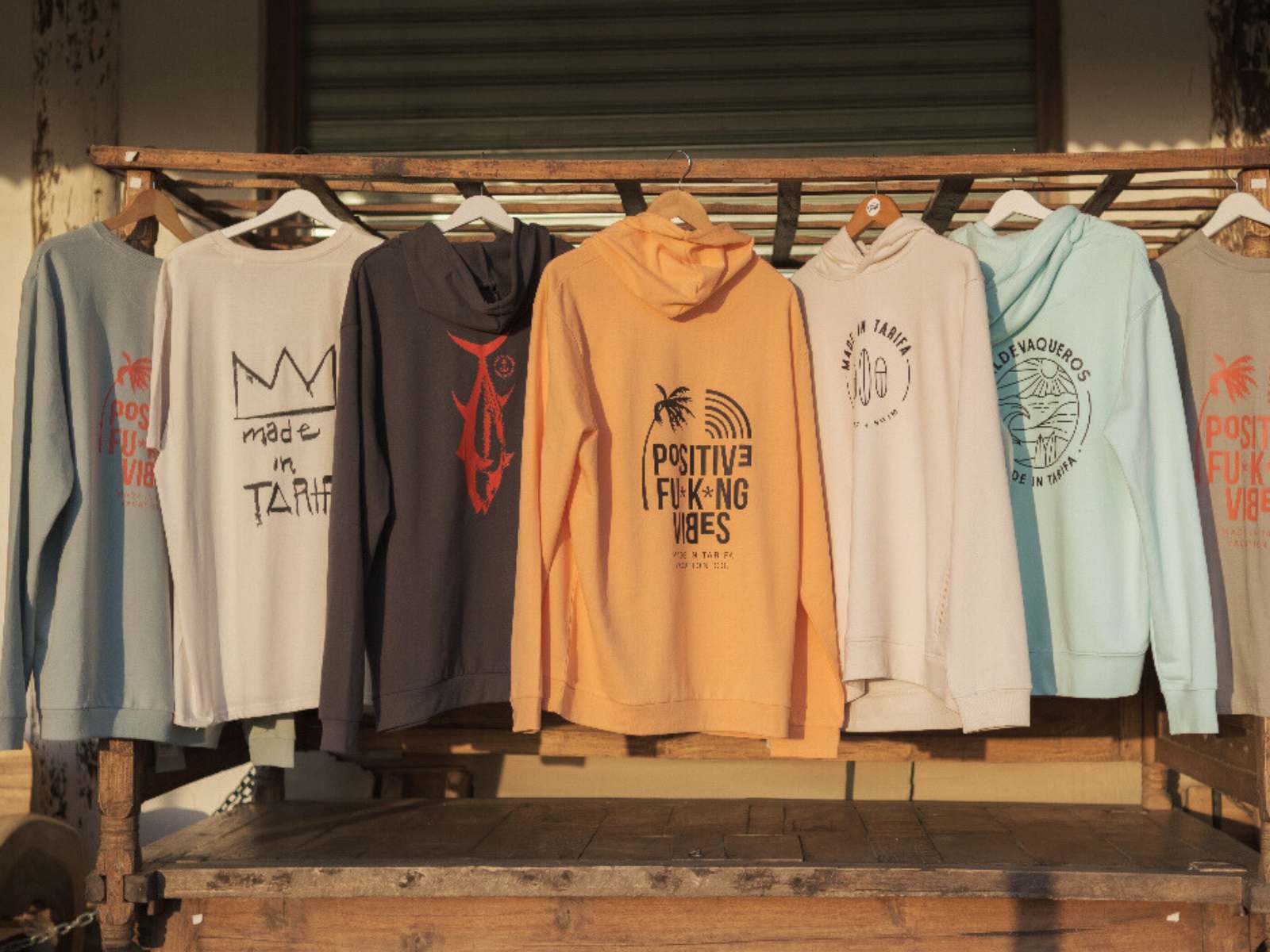 FOTOGRAFIA DE SUDADERAS MADE IN TARIFA