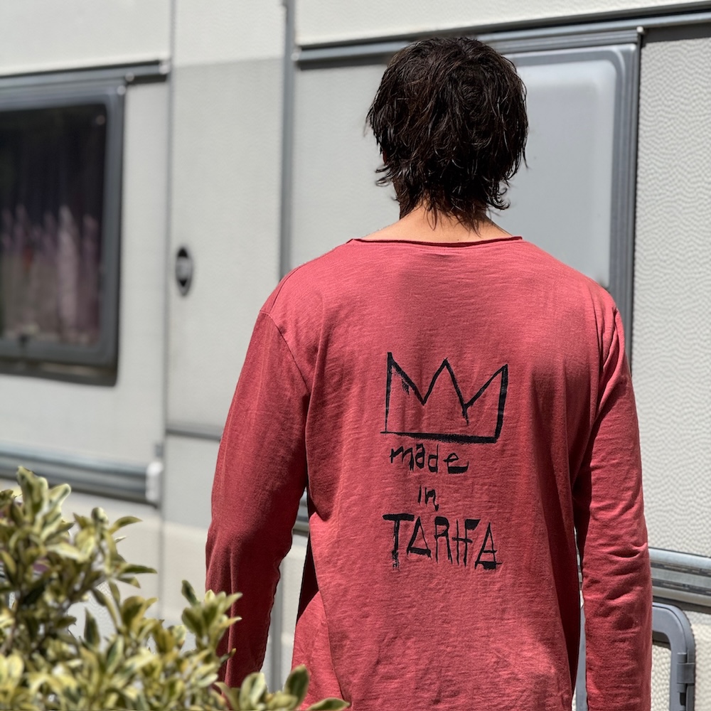 Camiseta manga larga teja, corona backmadeintarifa.