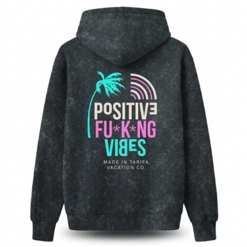 Sudadera con capucha surfer gris logo made in tarifa azul y rosa mockup back